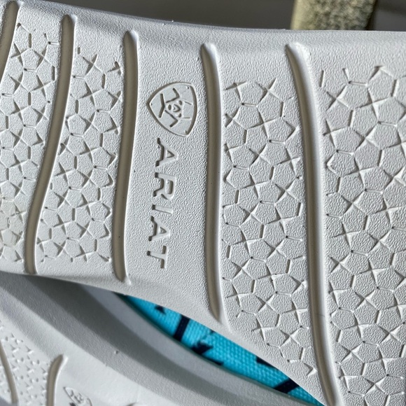 Turquoise Saddle Blanket ARIOT HILO Aztec Patterned Slip-On Sneakers NWT - Picture 7 of 13